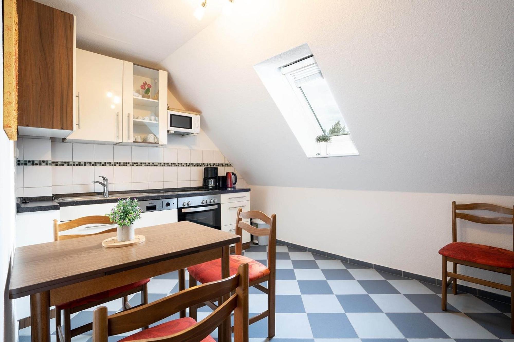 Ostlandstrasse 1 Silbermoewe Apartman Kellenhusen Kültér fotó